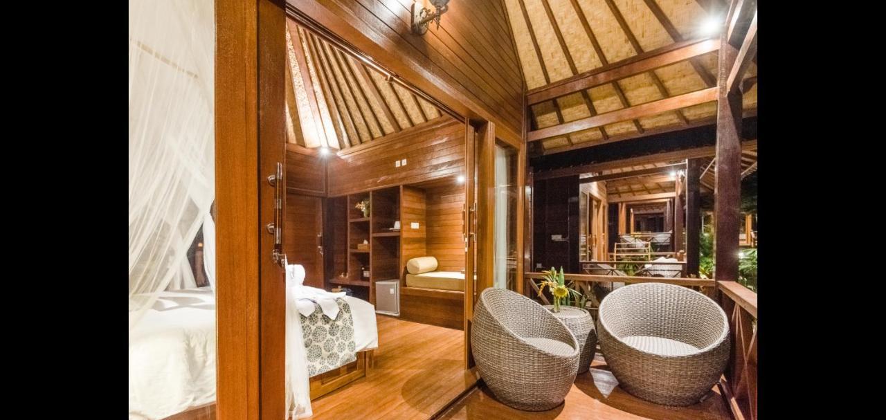 มามาเมีย ไอส์แลนด์ วิลลา Hotel นูซาเลมโบงัน ภายนอก รูปภาพ