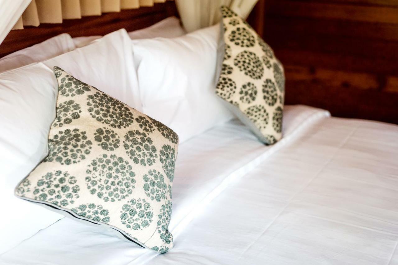 มามาเมีย ไอส์แลนด์ วิลลา Hotel นูซาเลมโบงัน ภายนอก รูปภาพ